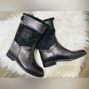[SOLD] Chanel boots - size 35.5